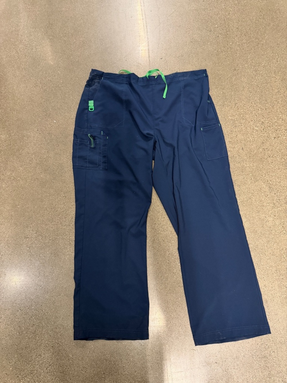 Carhartt Navy Blue scrubs 2 xl force flex like new - Picture 3 of 11